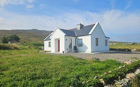 Achill Island Holiday Home By The Sea - Idyllic Views, Sleeps 6, Full Kitchen, Fireplace And Wifi Throughout